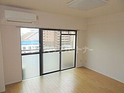 ヴェルス本八幡 5階1Kのリビング/ダイニング