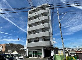 岡山県岡山市北区番町1丁目（賃貸マンション1K・2階・24.70㎡） その1