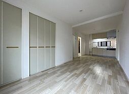 キャスル中央 102 1階2LDKのリビング/ダイニング