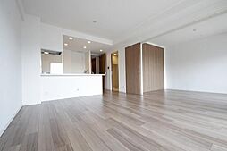 アルファステイツ南田宮II 803 8階3LDKのリビング/ダイニング