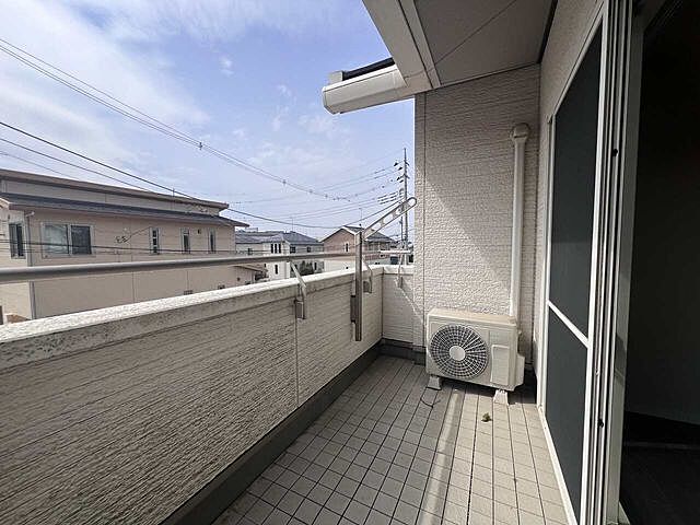 バルコニー 館林市美園町