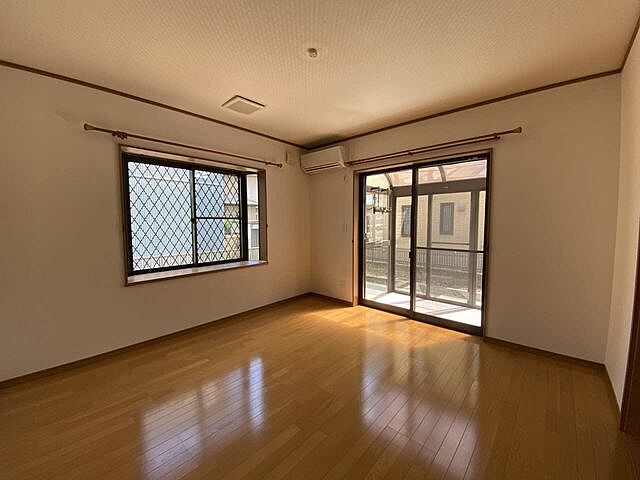 室内 邑楽郡板倉町朝日野2丁目