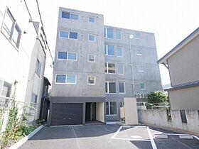 ＷＥＳＴＷＯＯＤ  ｜ 北海道札幌市中央区南十三条西9丁目（賃貸マンション1LDK・1階・38.18㎡） その1