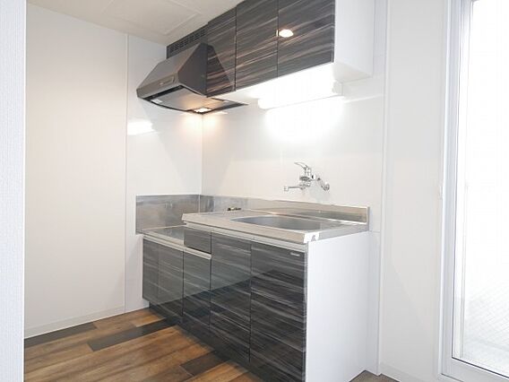 AmazingRoseseason1_内装_1