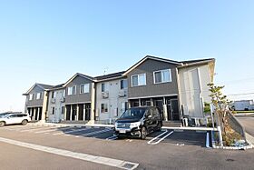 香川県高松市林町（賃貸アパート2LDK・1階・53.31㎡） その1