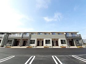 香川県丸亀市塩屋町1丁目（賃貸アパート1LDK・1階・47.66㎡） その1