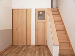 ＯｐｕｓＶ（オーパスファイブ） 1階1Kのリビング/ダイニング