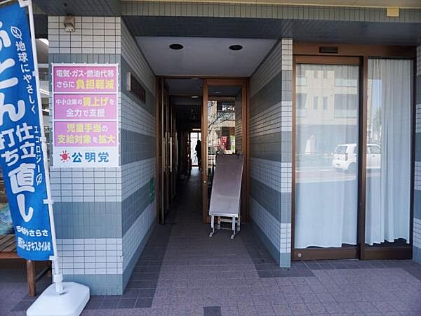 建物エントランス