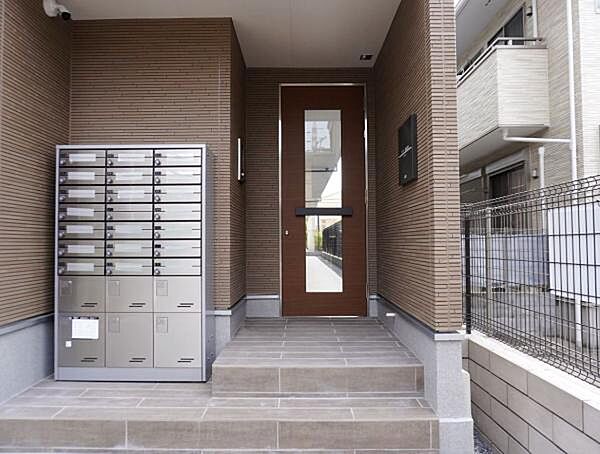 建物エントランス