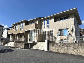 Ｌｉｅｎ　ｄｅ　ｆａｍｉｌｌｅ 102 ｜ 三重県名張市平尾（賃貸アパート1LDK・1階・53.39㎡） その1