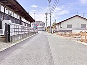 接道状況：南側約5.5ｍ公道