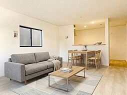 Cradlegarden成田市西三里塚第10 全2棟