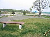 清田コナラ公園　　　　　　　　約９０ｍ　徒歩約２分