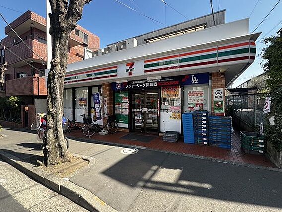 セブンイレブン...