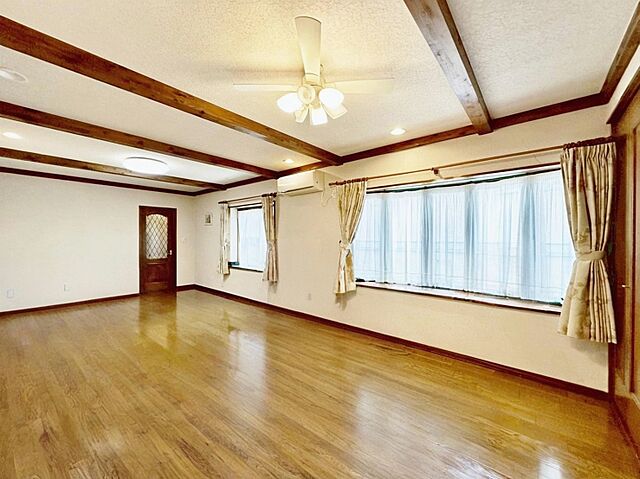 リビング/ダイニング 三鷹市下連雀4丁目