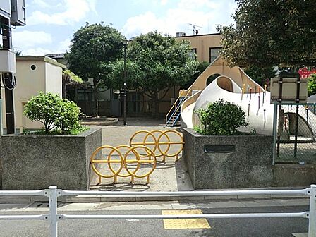 こぐま公園まで約541m