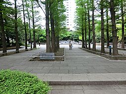 東池袋中央公園まで約339m