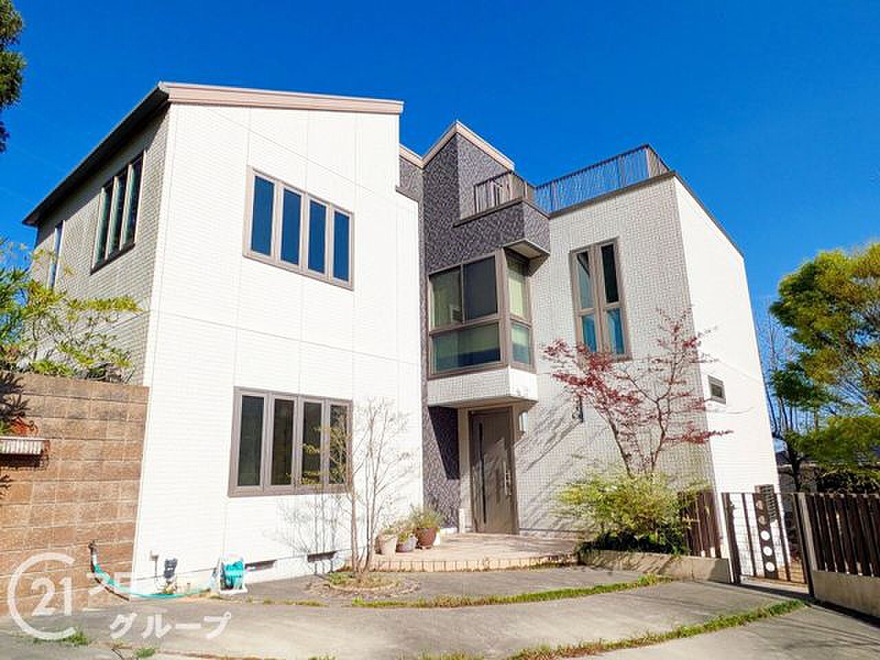 Used detached house · 4LDK in Kobe, Hyogo &mdash; photo 8