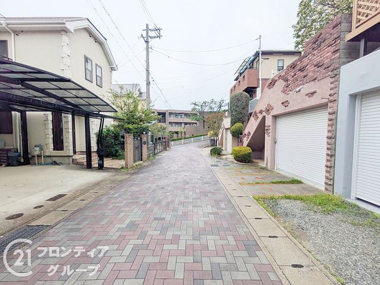 Used detached house · 4SLDK in Kobe, Hyogo &mdash; photo 2