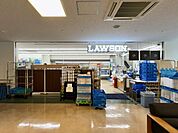 ローソン市立芦屋病院店 徒歩12分。 890m
