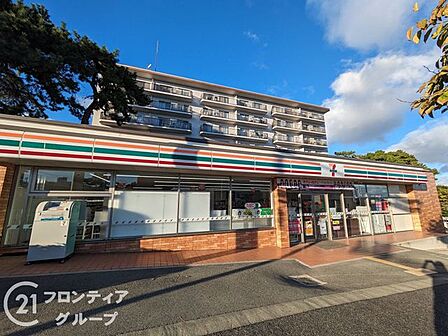 セブンイレブン神戸魚崎北町4丁目店 徒歩2分。 130m