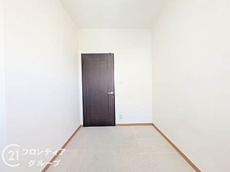 住まい選びは、価格や立地だけでなく、将来の暮らし方まで含めて考えることが大切です。今の段階で気になっていることを、まずスタッフに話してみてください