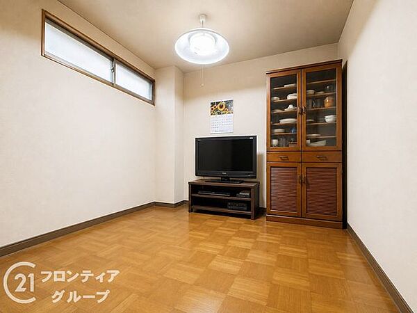 洋室を拡大表示