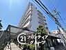 その他：駐輪場は、住民の皆様の自転車を安全に保管できるスペースです。広々とした設計で、出し入れがしやすく、使い勝手が良いです。