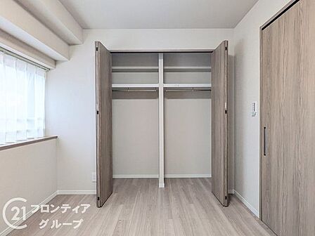 住まい選びは、価格や立地だけでなく、将来の暮らし方まで含めて考えることが大切です。今の段階で気になっていることを、まずスタッフに話してみてください
