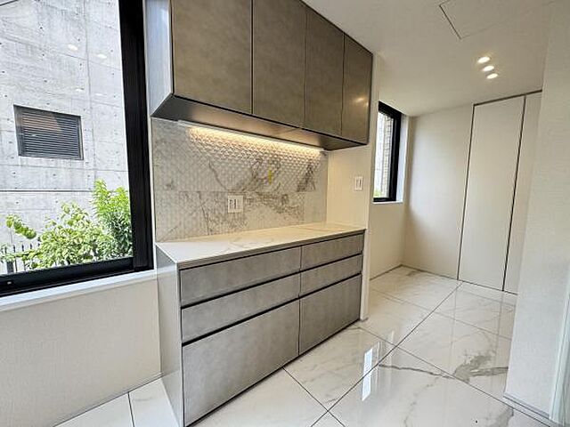 キッチン プラウド元麻布 3階/-