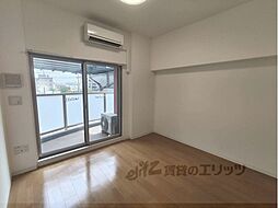 TLRレジデンス高井田 206 2階1Kのリビング/ダイニング