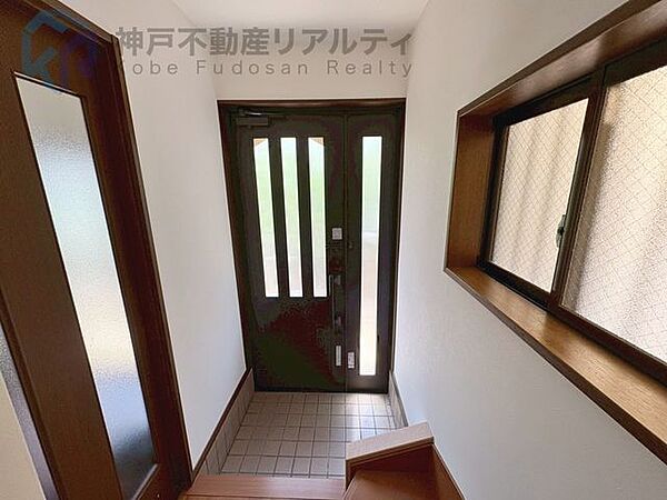 玄関を拡大表示