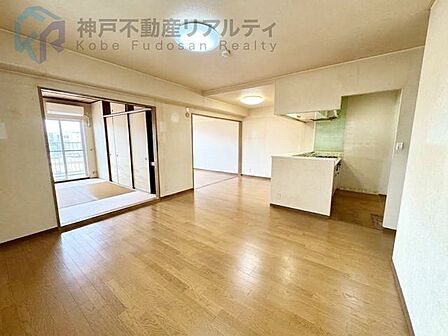 ※室内写真は家具消し加工をしております。