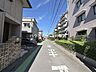 外観：前面道路含む現地写真