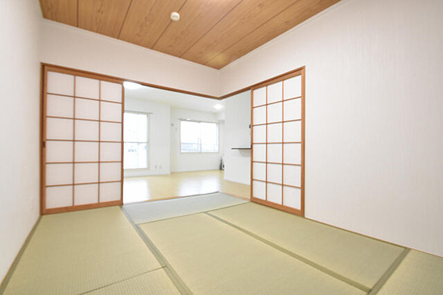 和室 グラン・ドムール西岡 3階/-