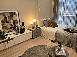 東向きなので朝日が明るいお部屋です。（同タイプモデルルーム撮影）
