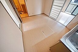 JR武蔵野線 吉川駅 徒歩7分の賃貸アパート 3階3DKのリビング/ダイニング