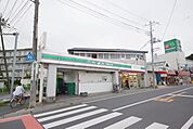 ローソンストア100七里店 1228m