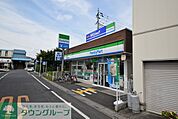 ファミリーマート白岡駅東口店 徒歩34分。コンビニ 2710m