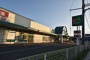 マルエツ蓮田椿山店 1155m