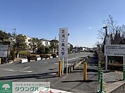 芝浦工業大学 徒歩42分。 3330m