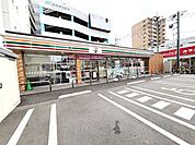 セブンイレブン春日部中央1丁目店 徒歩2分。 140m