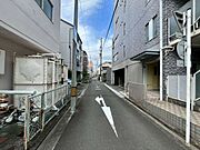 前面道路になります。
