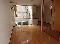 居間