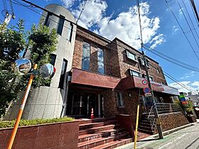 二番館  ｜ 大阪府池田市井口堂３丁目（賃貸マンション2LDK・3階・71.38㎡） その1