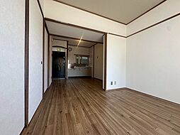 居間