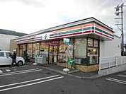 セブンイレブン札幌西野6条店 138m