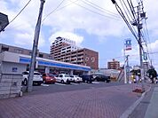 ローソン札幌琴似3条店 690m