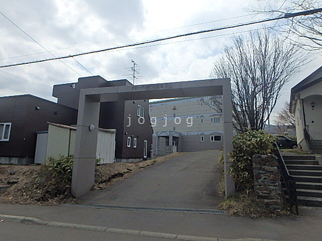 3 / 4