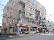 セイコーマート平岸3条店 172m